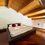 Centro Elegant דירה